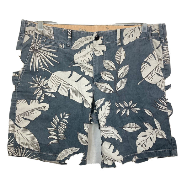Gap‎ Shorts  Mens 38 The Lived-In Gray Beige Tropical Floral Cotton Casual Chino - Picture 1 of 12